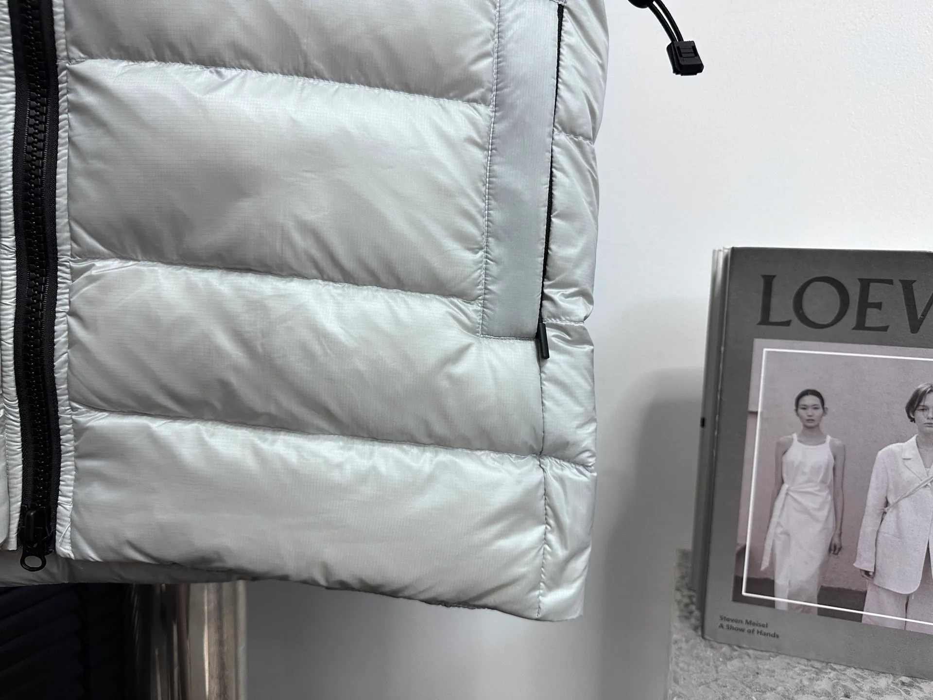 P560 [Canada Goose] CROFTON light down vest R water-repellent treatment Winall windproof fabric 700-fill down capacity Original molding Detailed production The upper body effect is stunning Exclusively available on the Xiaohongshu purchasing platform The highest version on the market Code number: XS-XXL